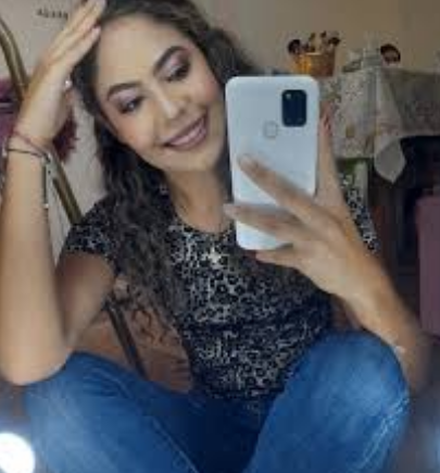 <em>Daniela martinez</em>
